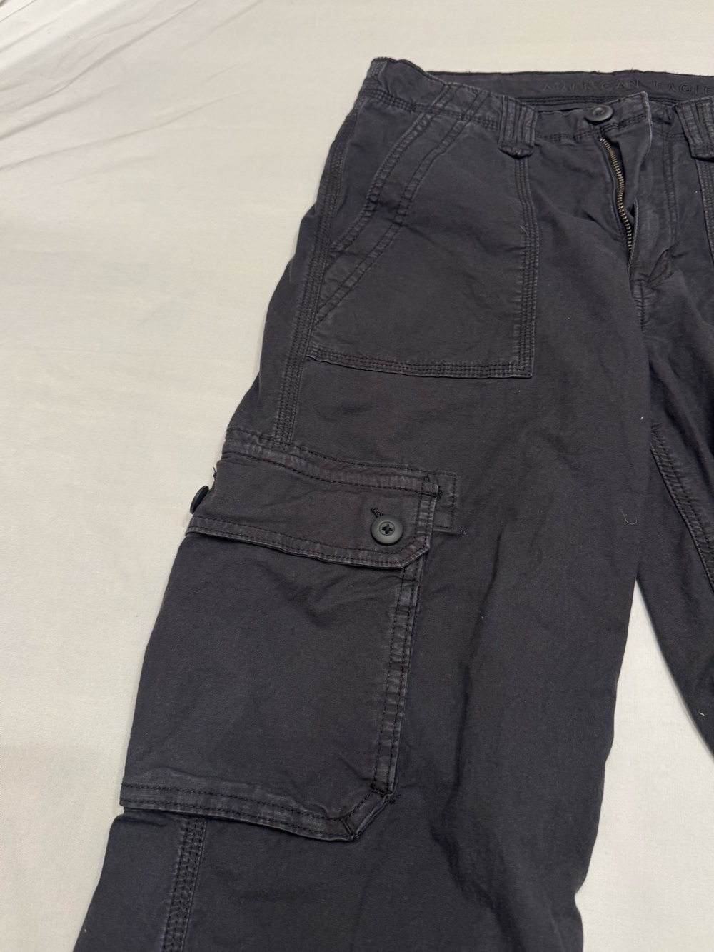 American Eagle Outfitters Black Cargo Jogger Pants - Picture 3 of 6